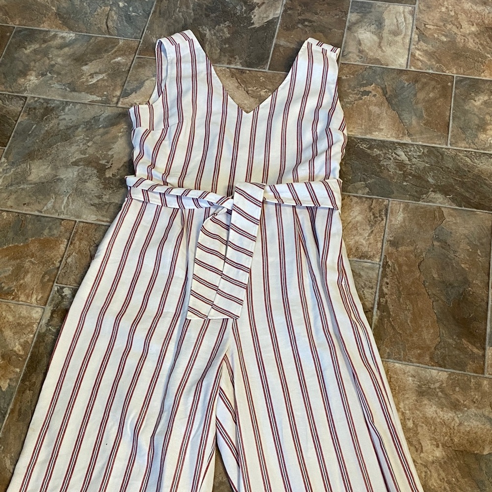 Madison Sz Large Jump Suit Red White Striped Wrap Around Tie Front with Pockets - Picture 4 of 12